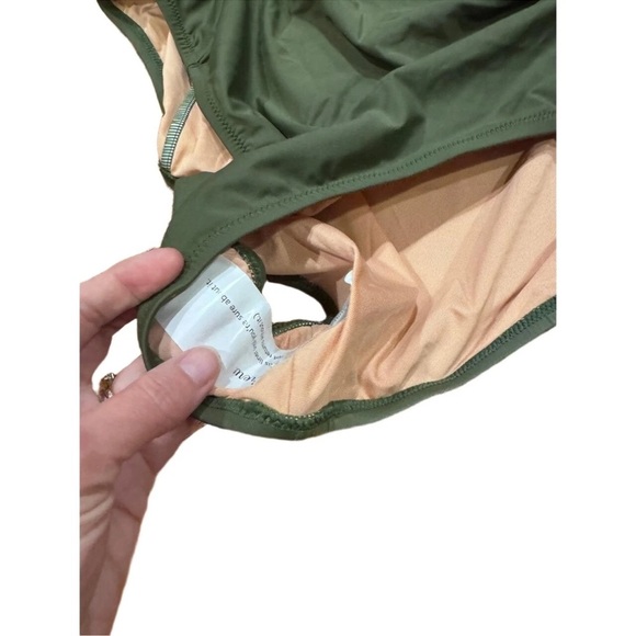 NWT J Crew Green Ruching Tank Straps Swimsuit Style BF179 Size 24 Plus Size - Picture 3 of 5